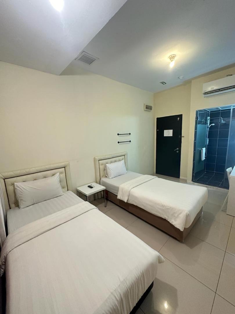 Kingsman Boutique Hotel Kota Kinabalu Eksteriør bilde